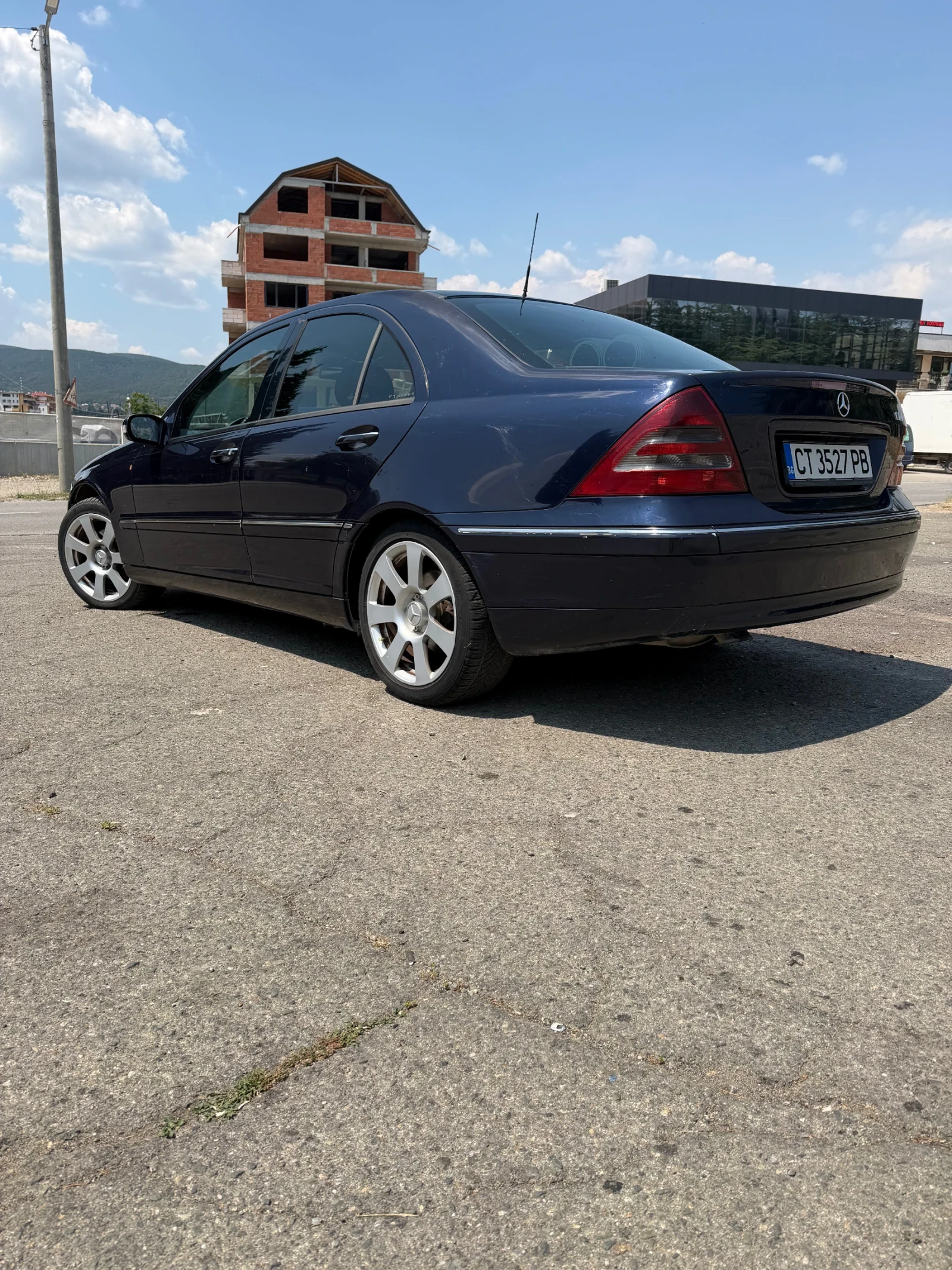 Mercedes-Benz C 220, снимка 6 - Автомобили и джипове - 55382741