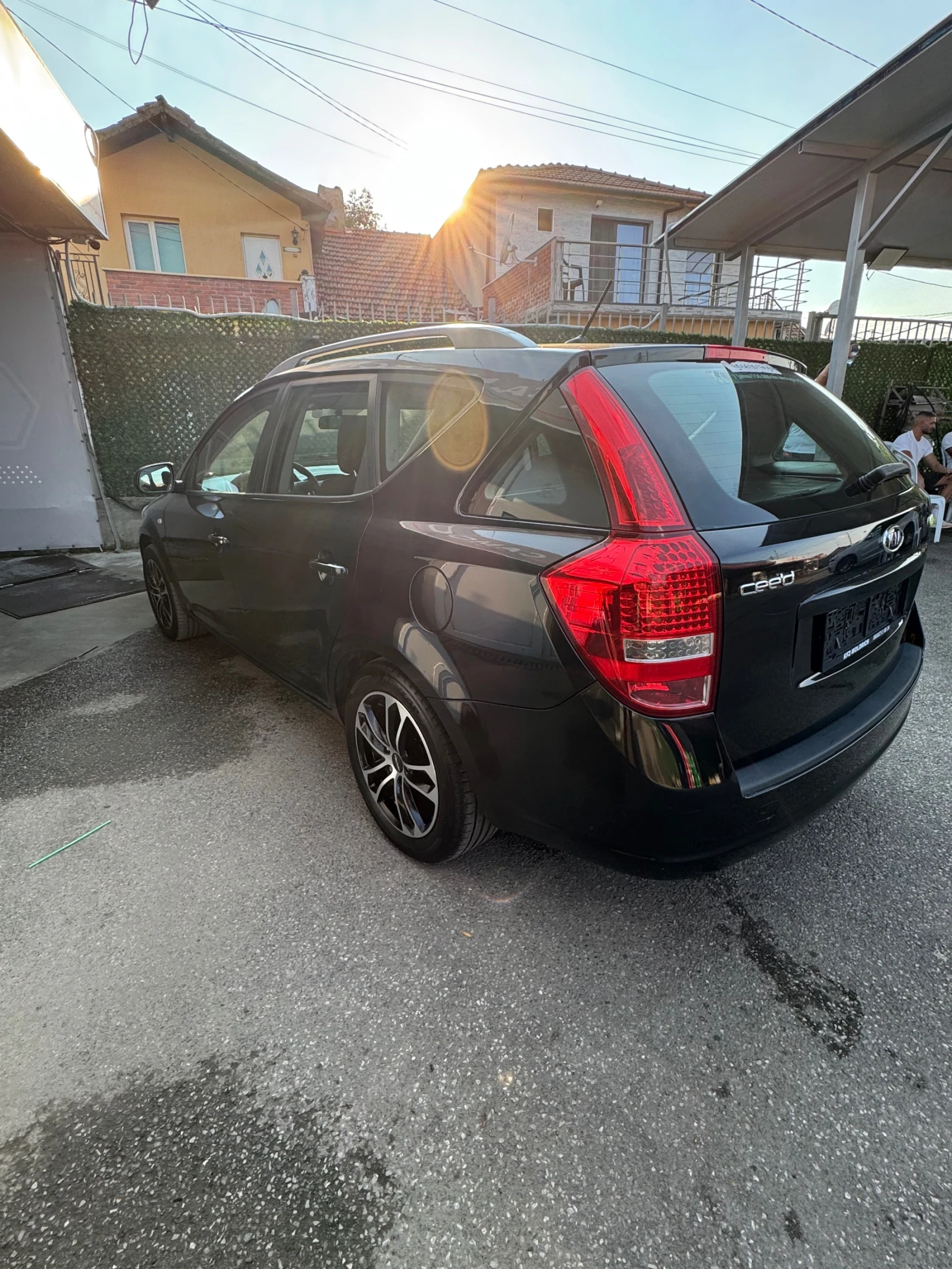 Kia Ceed, снимка 4 - Автомобили и джипове - 55578311