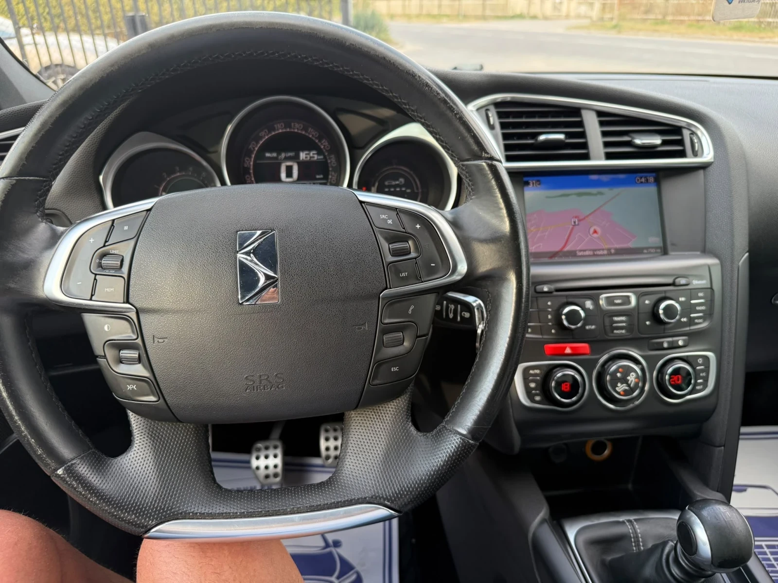 Citroen DS4 1.6 Бензин, Кожен салон, снимка 14 - Автомобили и джипове - 55688250