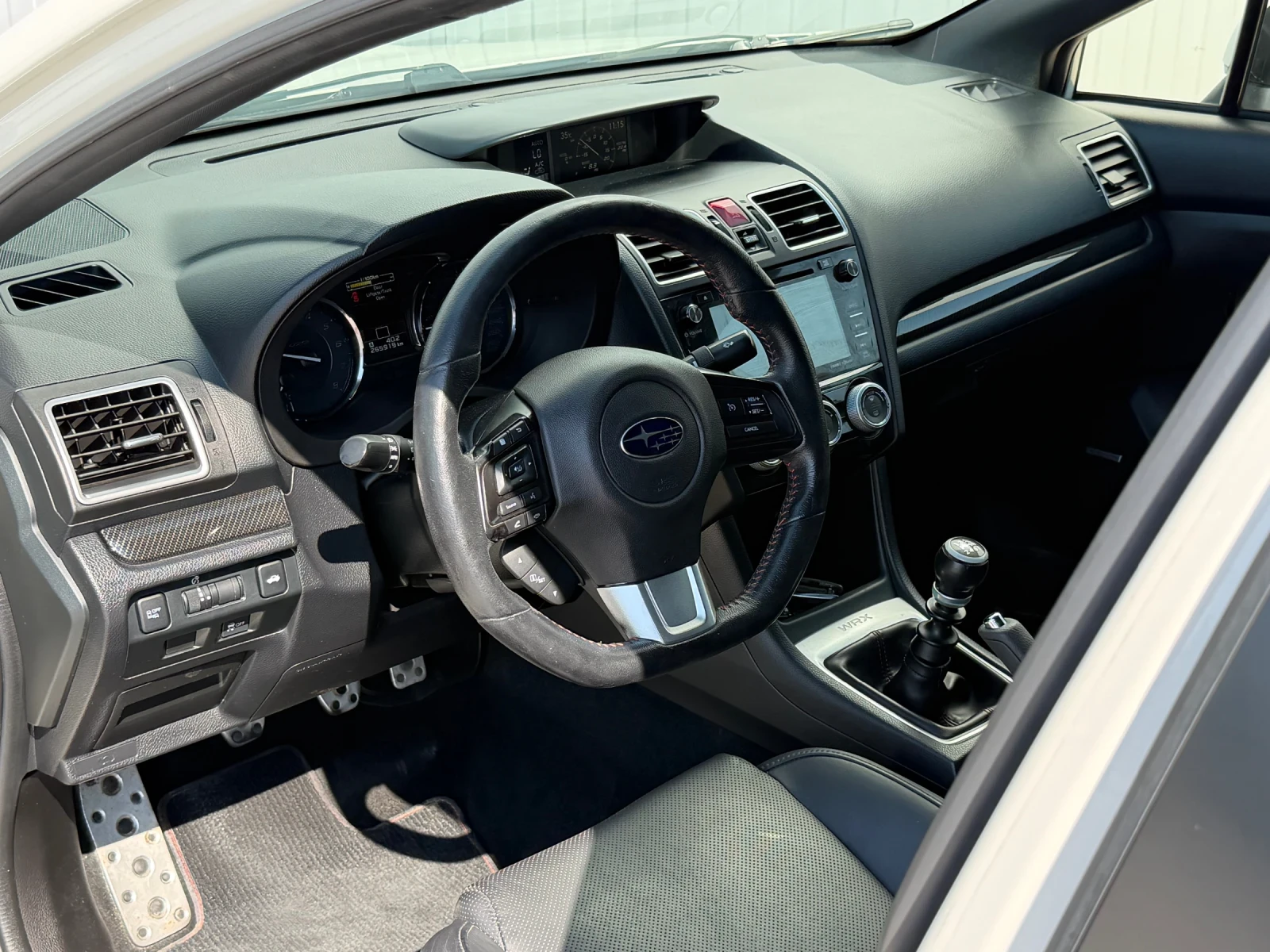 Subaru Impreza WRX* Ръчка* Кожа* H/K* , снимка 7 - Автомобили и джипове - 55707024