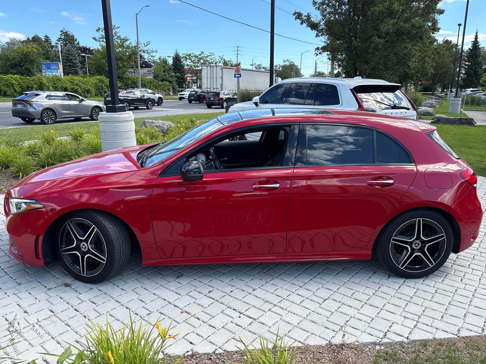 Mercedes-Benz A 250 * АВТОКРЕДИТ БЕЗ ПЪРВОНАЧАЛНА ВНОСКА* , снимка 2 - Автомобили и джипове - 55851067