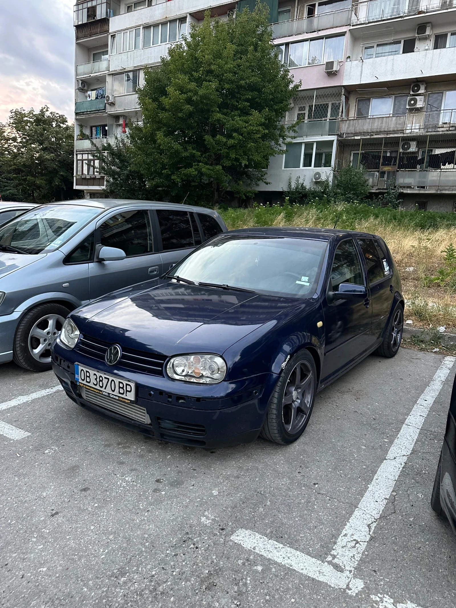 VW Golf