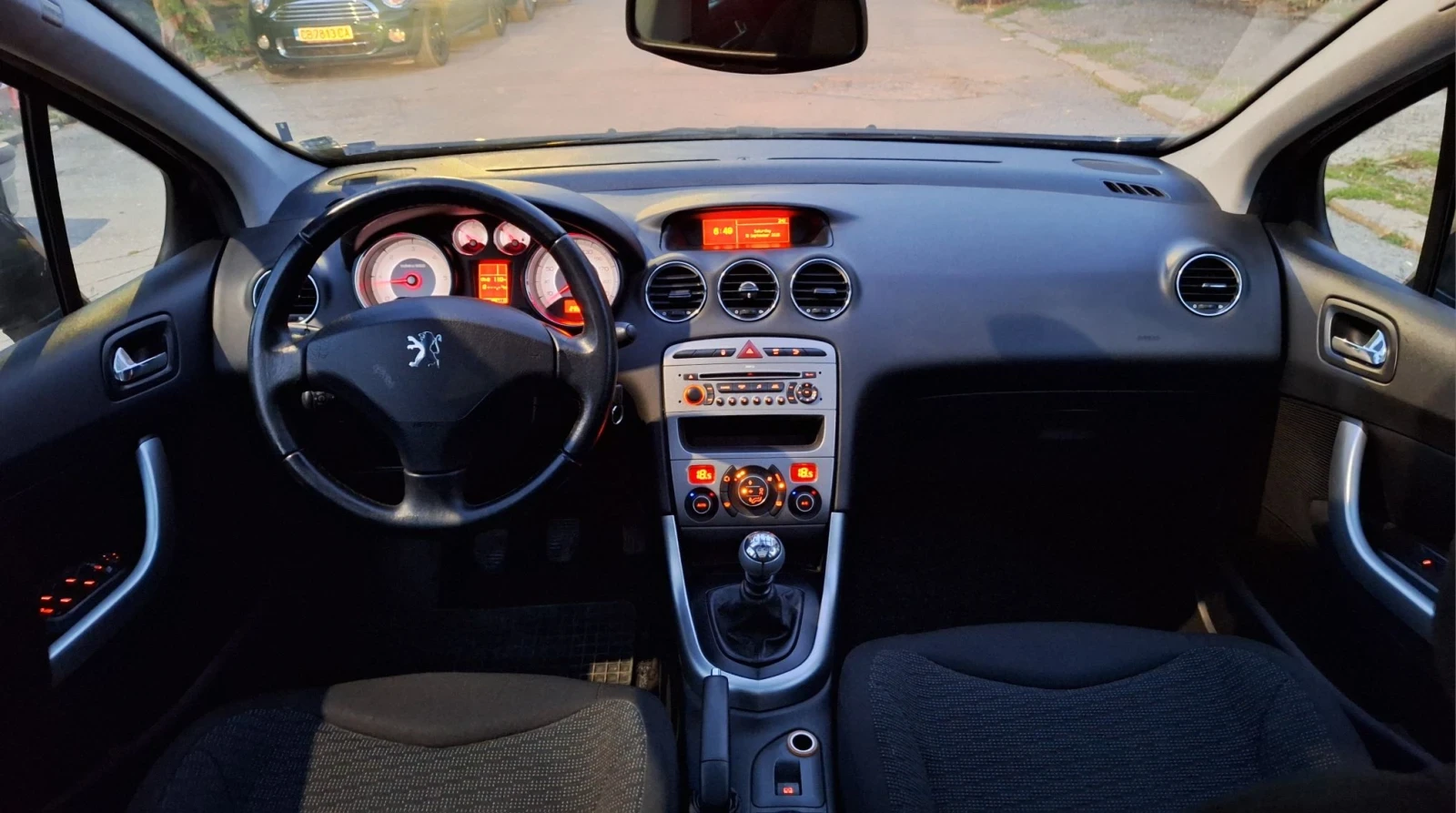 Peugeot 308 2.0hdi 7места Панорама 6 скорости Теглич, снимка 7 - Автомобили и джипове - 56156384