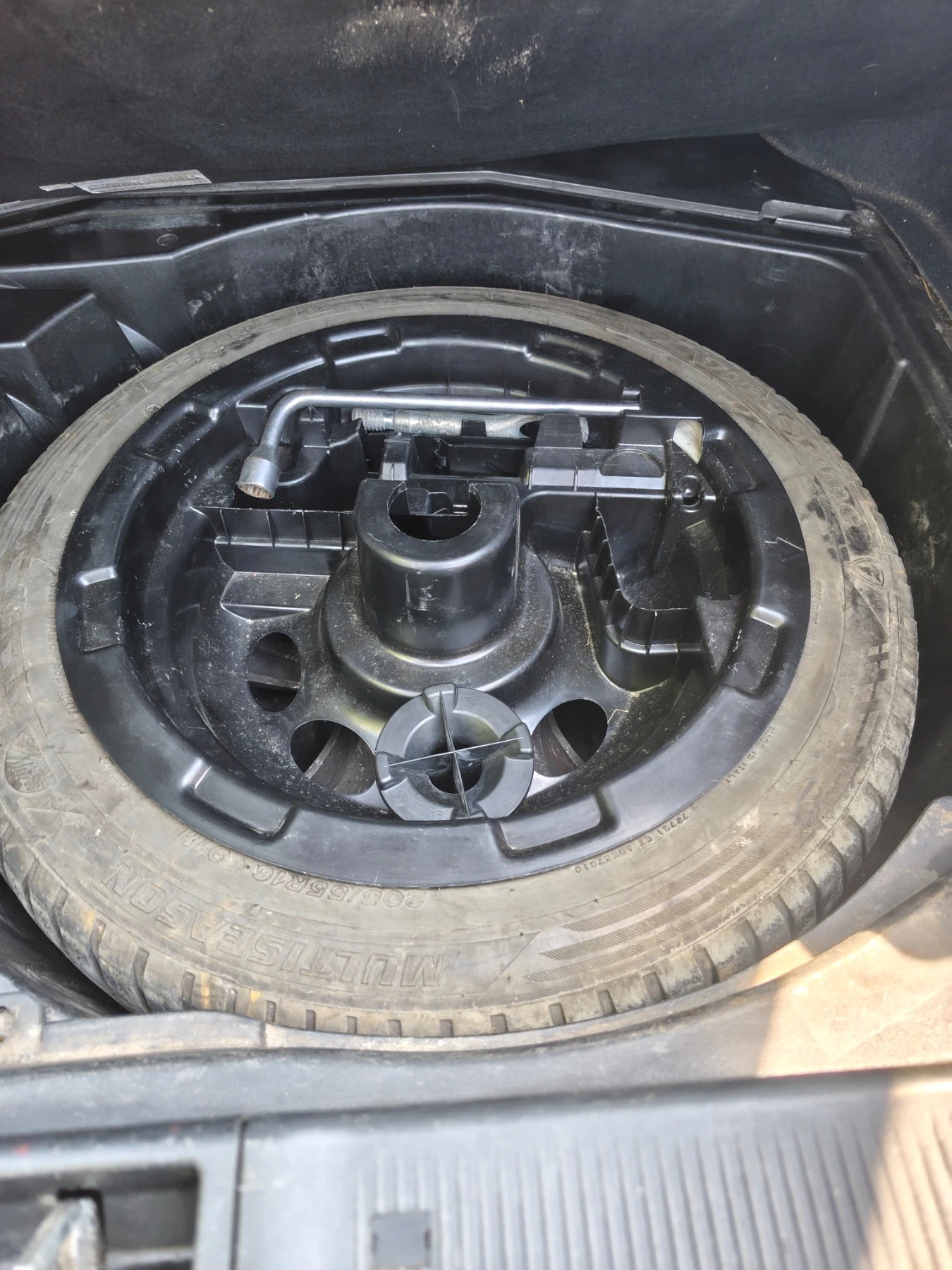 Mercedes-Benz CLK 270cdi, снимка 10 - Автомобили и джипове - 56227829
