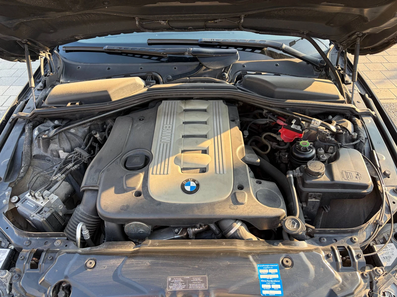 BMW 525 D LCI, снимка 15 - Автомобили и джипове - 56301002