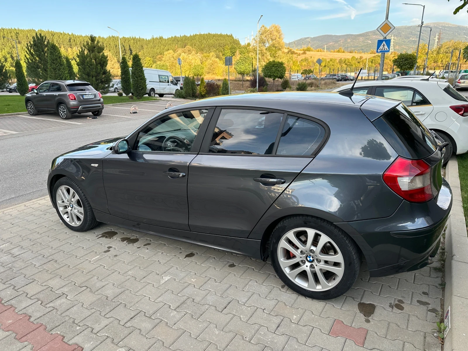 BMW 120, снимка 5 - Автомобили и джипове - 56316171