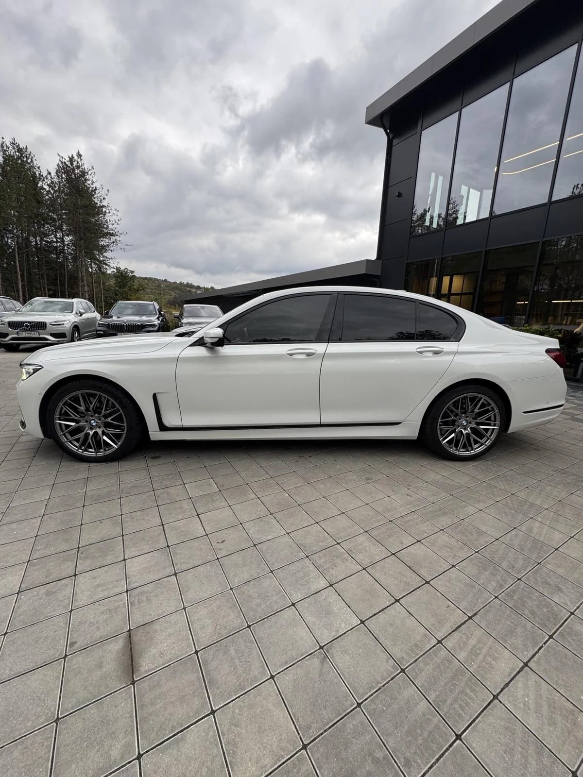 BMW 750  I XDRIVE | Mobile.bg � ����������� 4