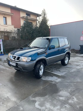 Nissan Terrano  1