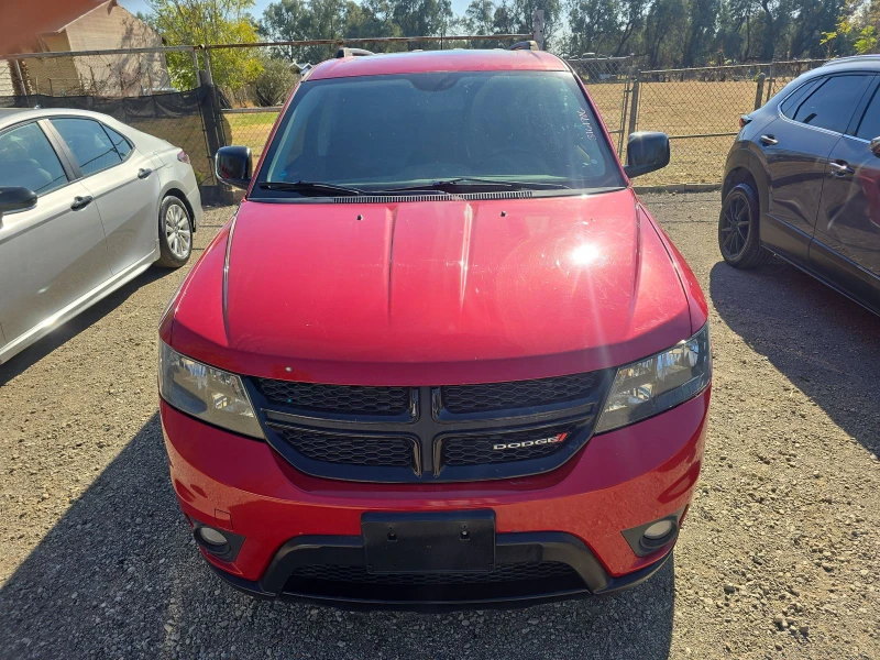 Dodge Journey R/T* Подгрев* Камера* Keyless* , снимка 2 - Автомобили и джипове - 48084900