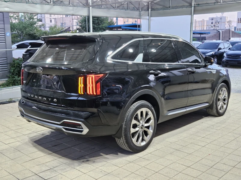 Kia Sorento 100%реални километри, Гаранция, Осигурена поддръжк, снимка 2 - Автомобили и джипове - 51415494