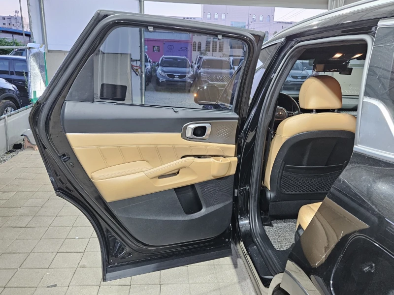 Kia Sorento 100%реални километри, Гаранция, Осигурена поддръжк, снимка 15 - Автомобили и джипове - 51415494