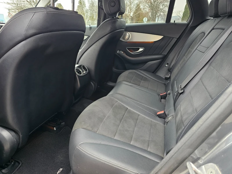 Mercedes-Benz GLC 250 CDI, 4MATIC, AMG, 88000км.!, снимка 10 - Автомобили и джипове - 53298111