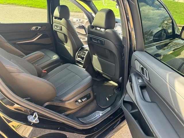 BMW X7 * xDrive40i * CARFAX *    | Mobile.bg   16