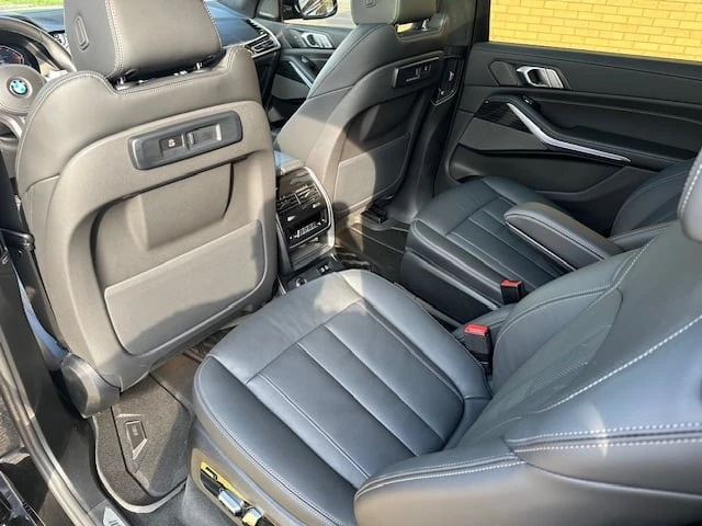 BMW X7 * xDrive40i * CARFAX *    | Mobile.bg   12