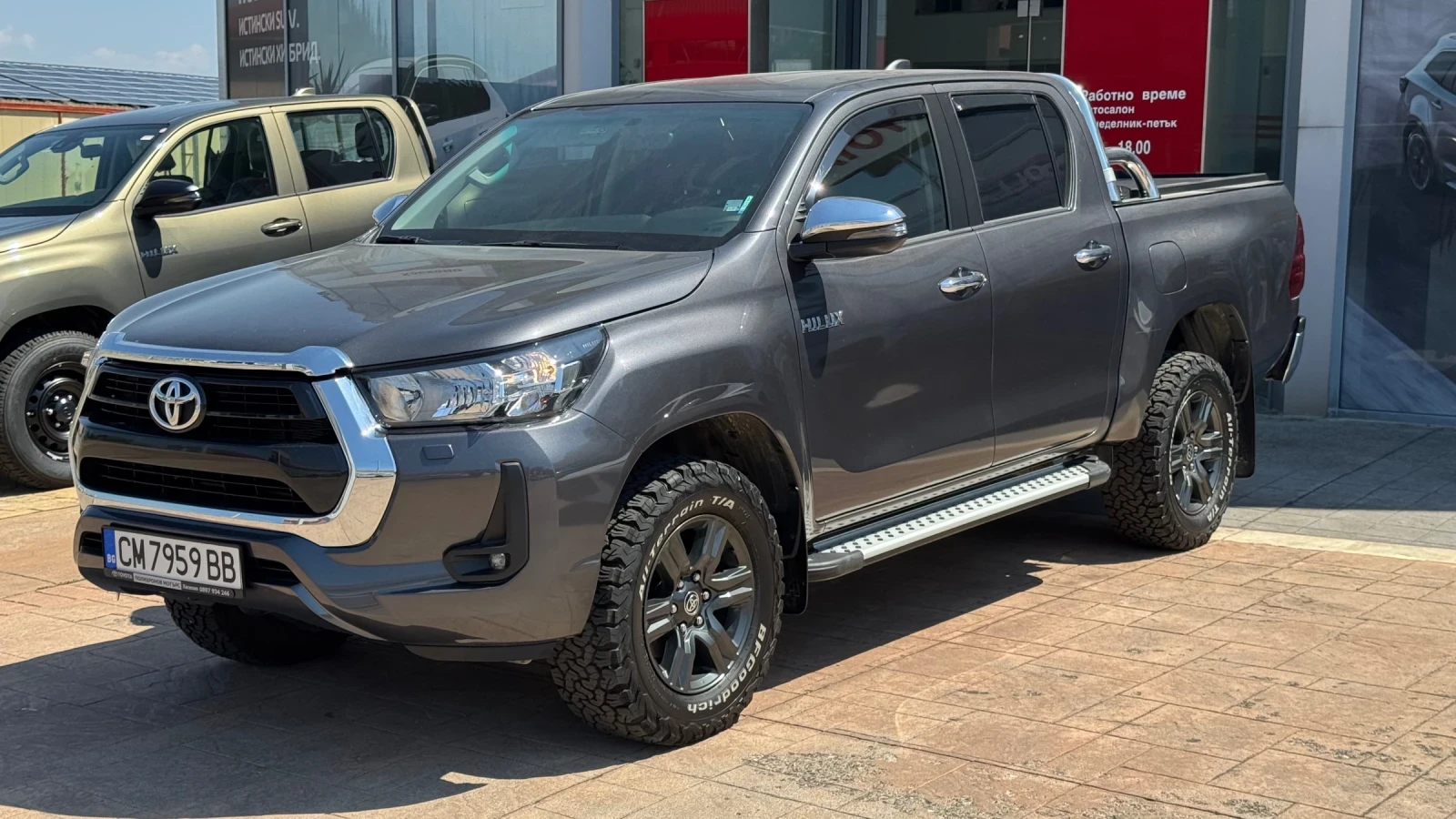 Toyota Hilux 2.4D-4D 6МТ Style - изображение 2