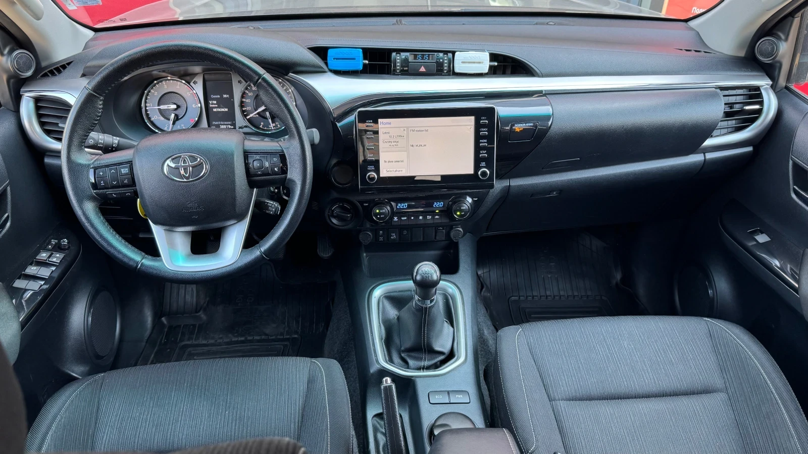 Toyota Hilux 2.4D-4D 6МТ Style - изображение 10