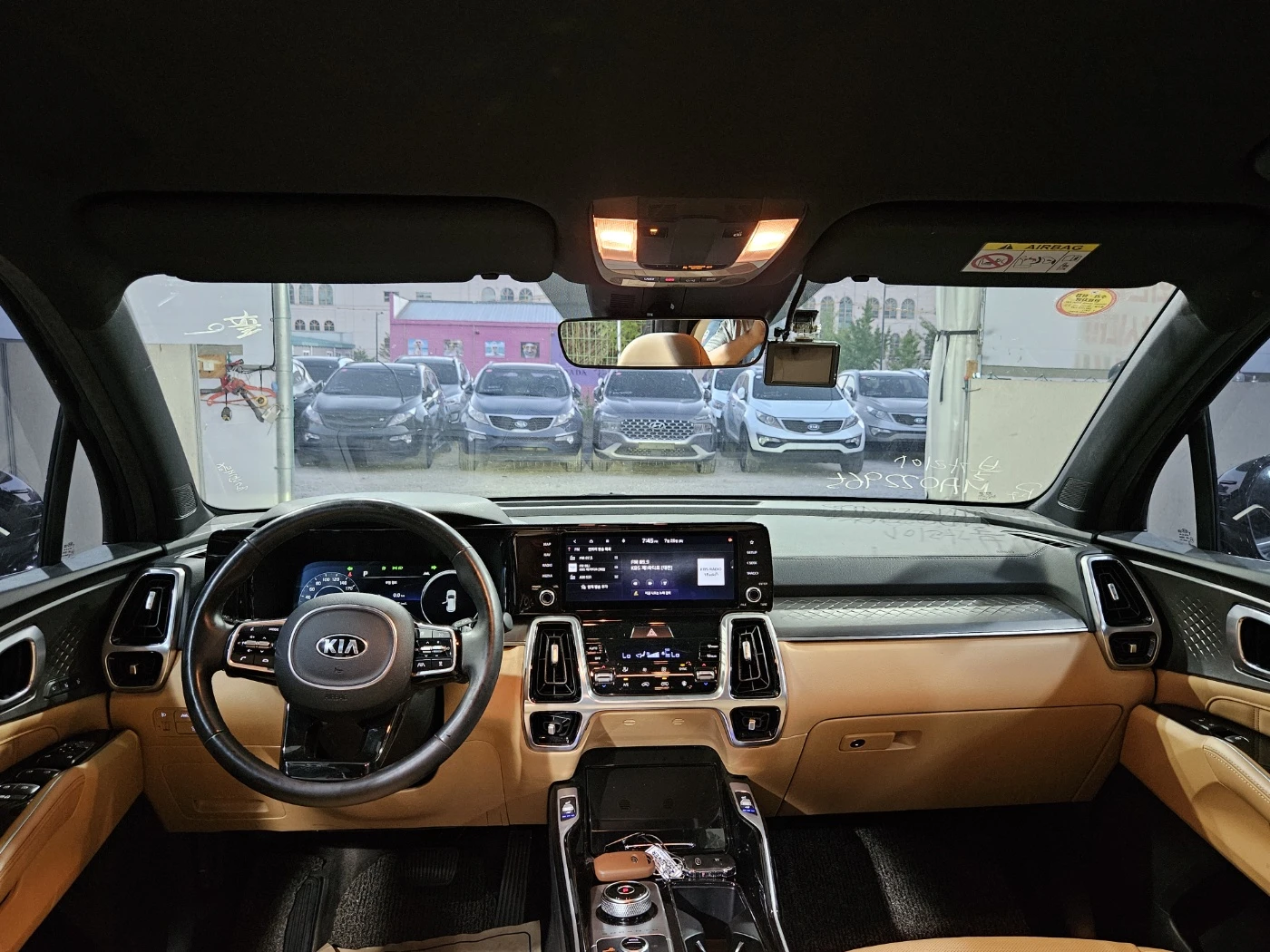Kia Sorento 100%реални километри, Гаранция, Осигурена поддръжк - изображение 8