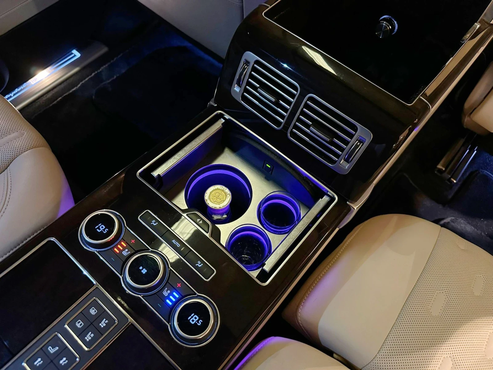 Land Rover Range rover Range Rover VOGUE 5.0SV * AUTOBIOGRAPHY* LONG* 3xT | Mobile.bg   11