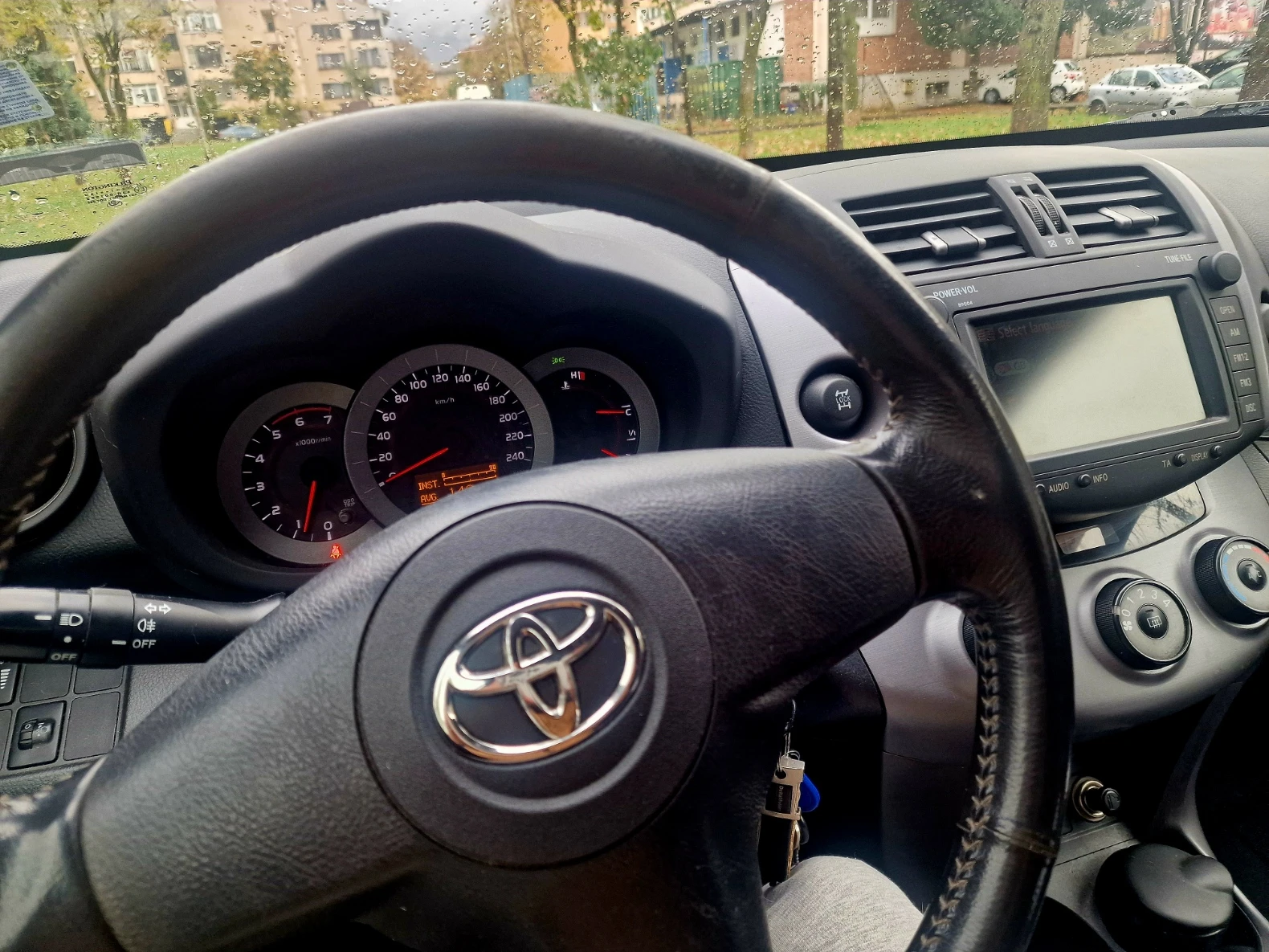 Toyota Rav4 2.2D4D 136кс 4Х4  - изображение 5