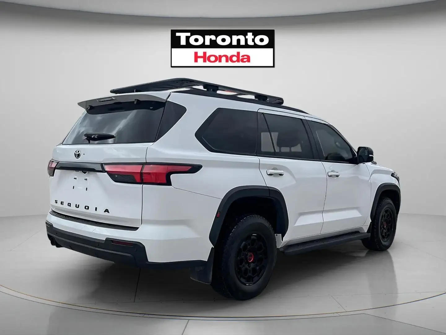 Toyota Sequoia TRD PRO, снимка 4 - Автомобили и джипове - 53986328