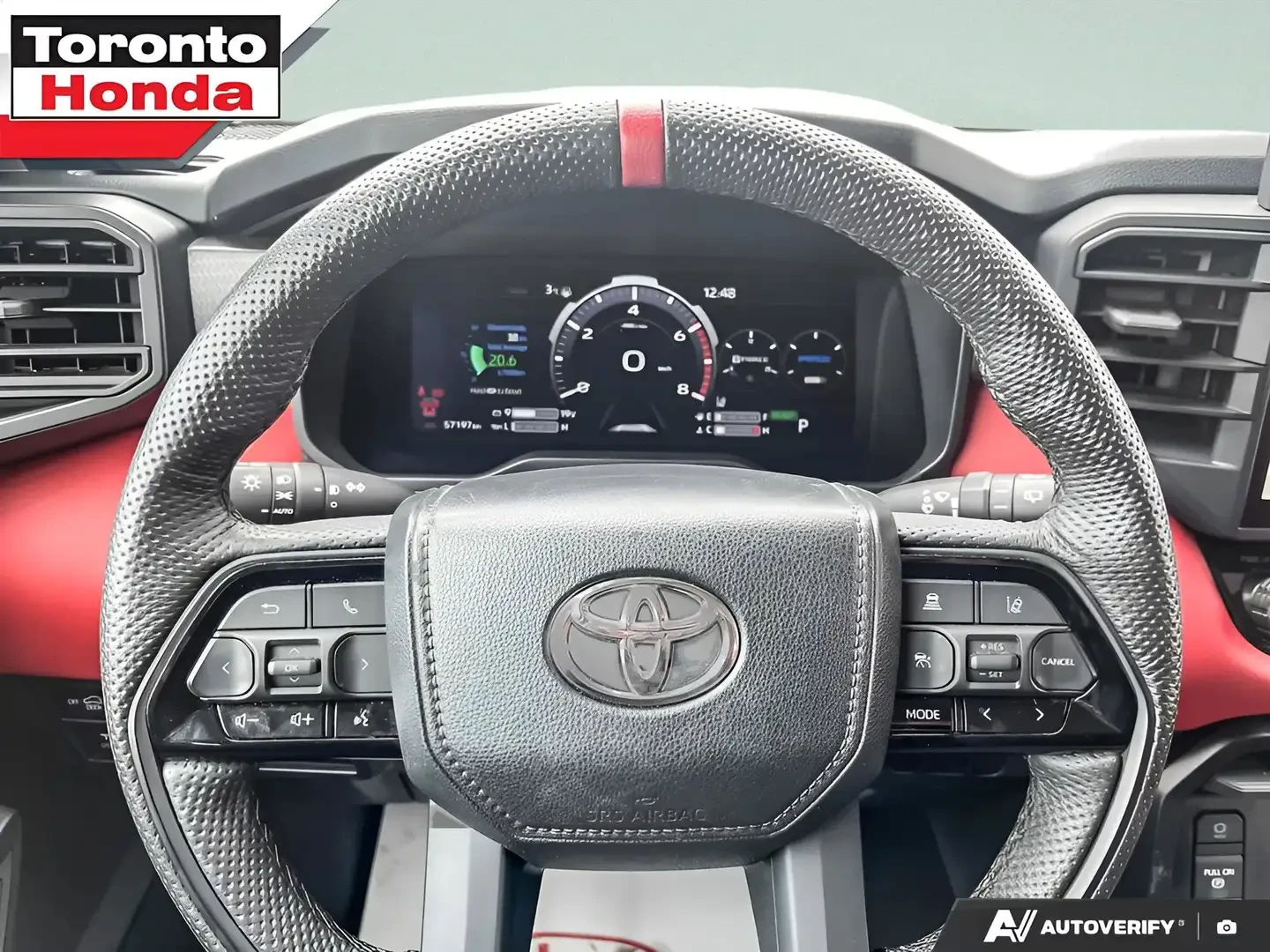 Toyota Sequoia TRD PRO, снимка 8 - Автомобили и джипове - 53986328