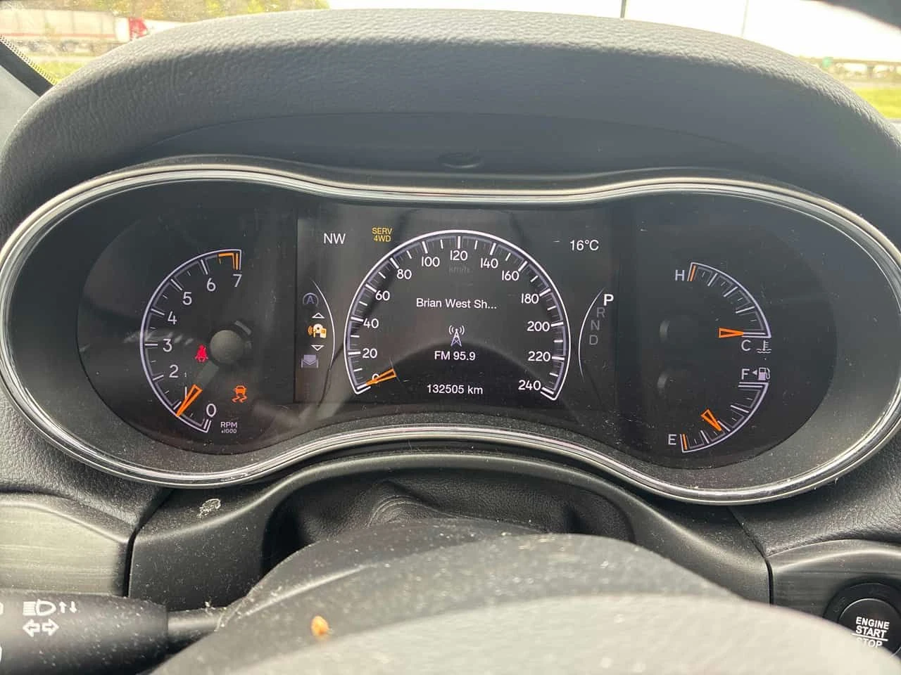Jeep Grand cherokee  Limited | 360 | PANO | КОЖА | ПОДГРЕВИ , снимка 7 - Автомобили и джипове - 54642140