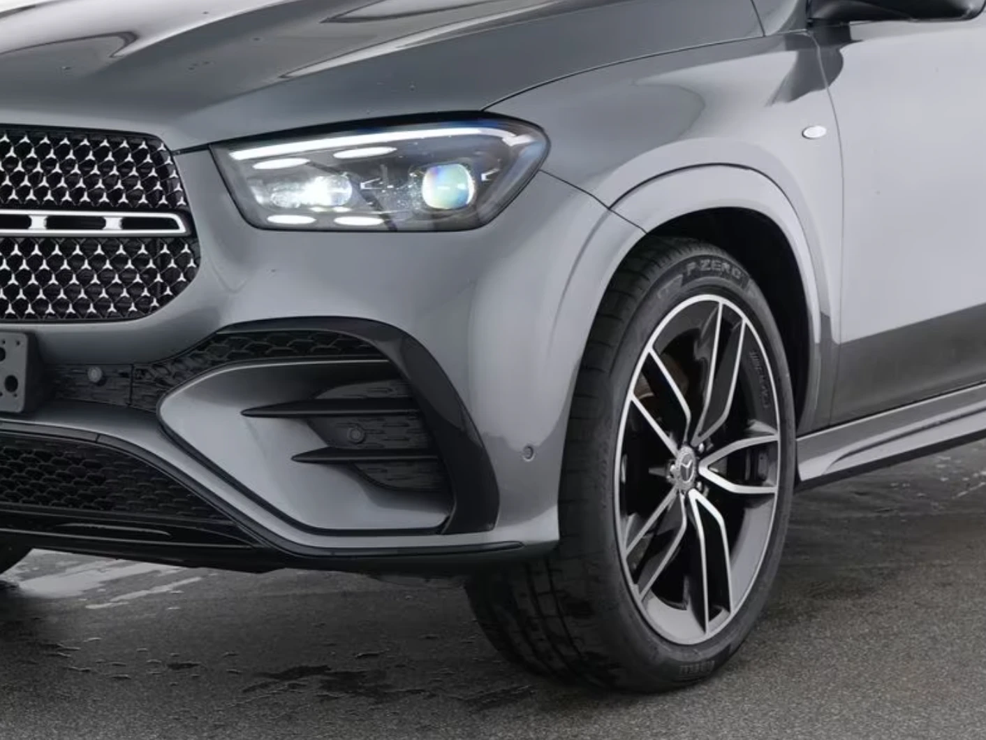 Mercedes-Benz GLE 400 e* 4M* AMG* PANO* 360* ВЕНТИЛАЦИЯ* МАСАЖ* BURMESTE, снимка 3 - Автомобили и джипове - 54942476