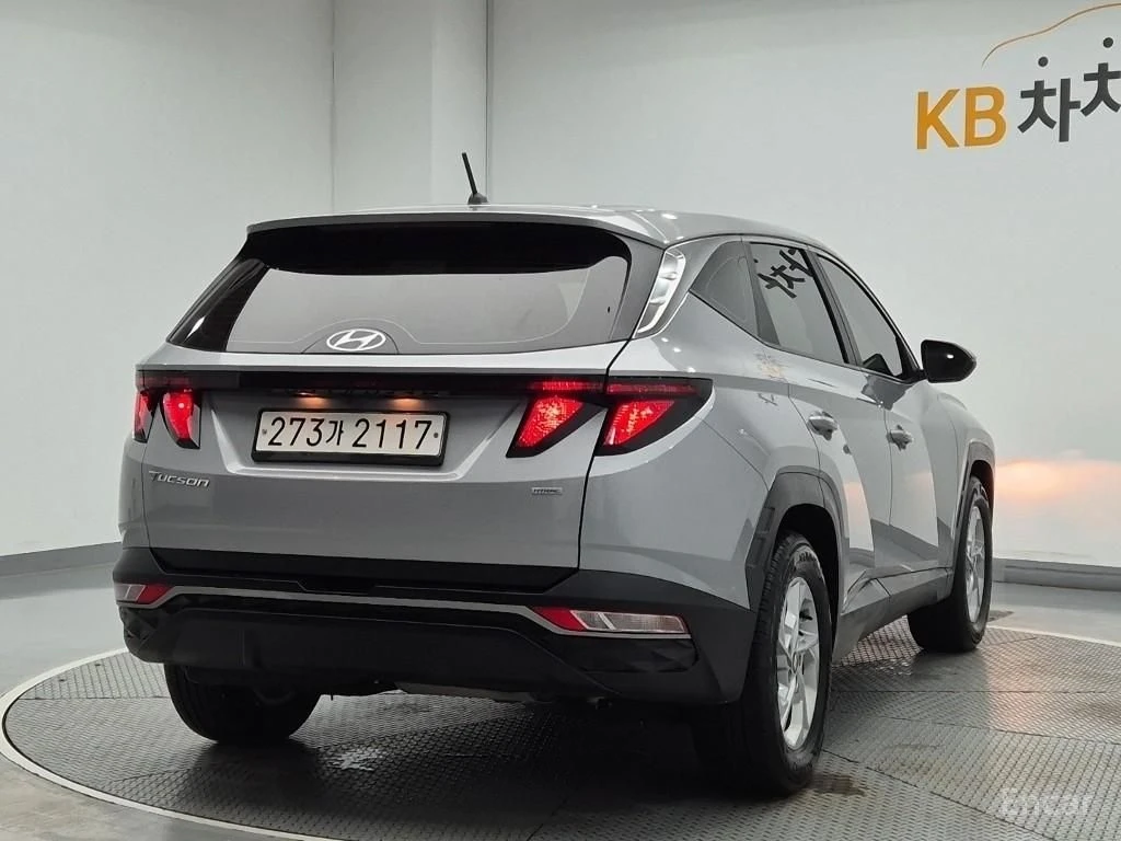 Hyundai Tucson 2.0D Modern 4x4* ПОДГРЕВ* КАМЕРА* КРАЙНА ЦЕНА* , снимка 4 - Автомобили и джипове - 55219185