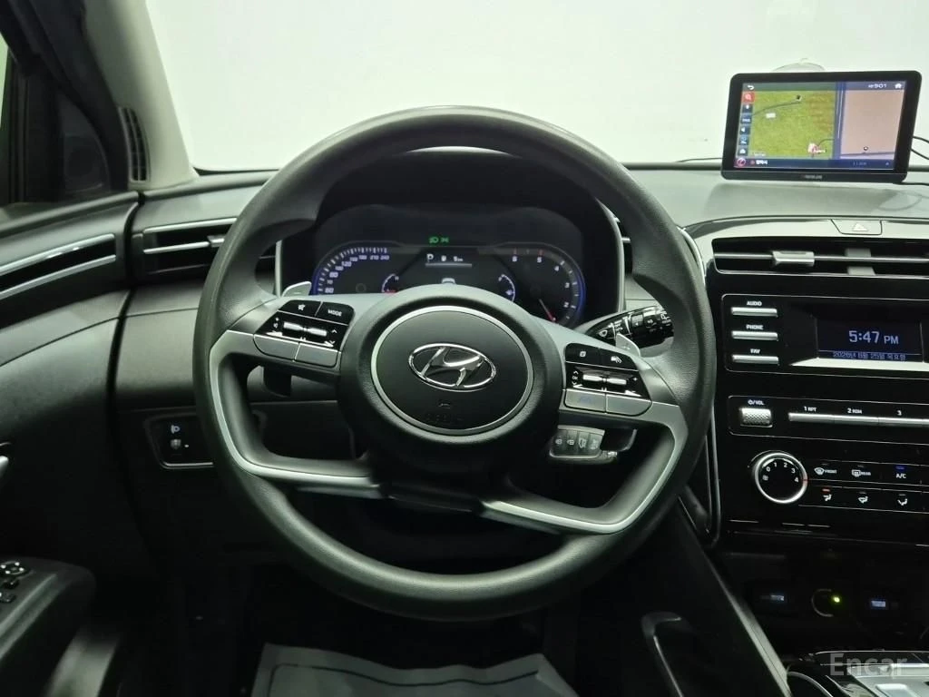 Hyundai Tucson 2.0D Modern 4x4* ПОДГРЕВ* КАМЕРА* КРАЙНА ЦЕНА* , снимка 8 - Автомобили и джипове - 55219185