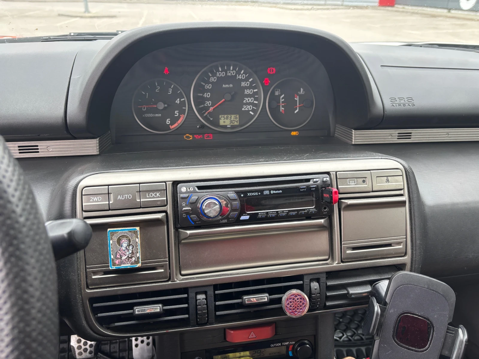 Nissan X-trail, снимка 11 - Автомобили и джипове - 55397031