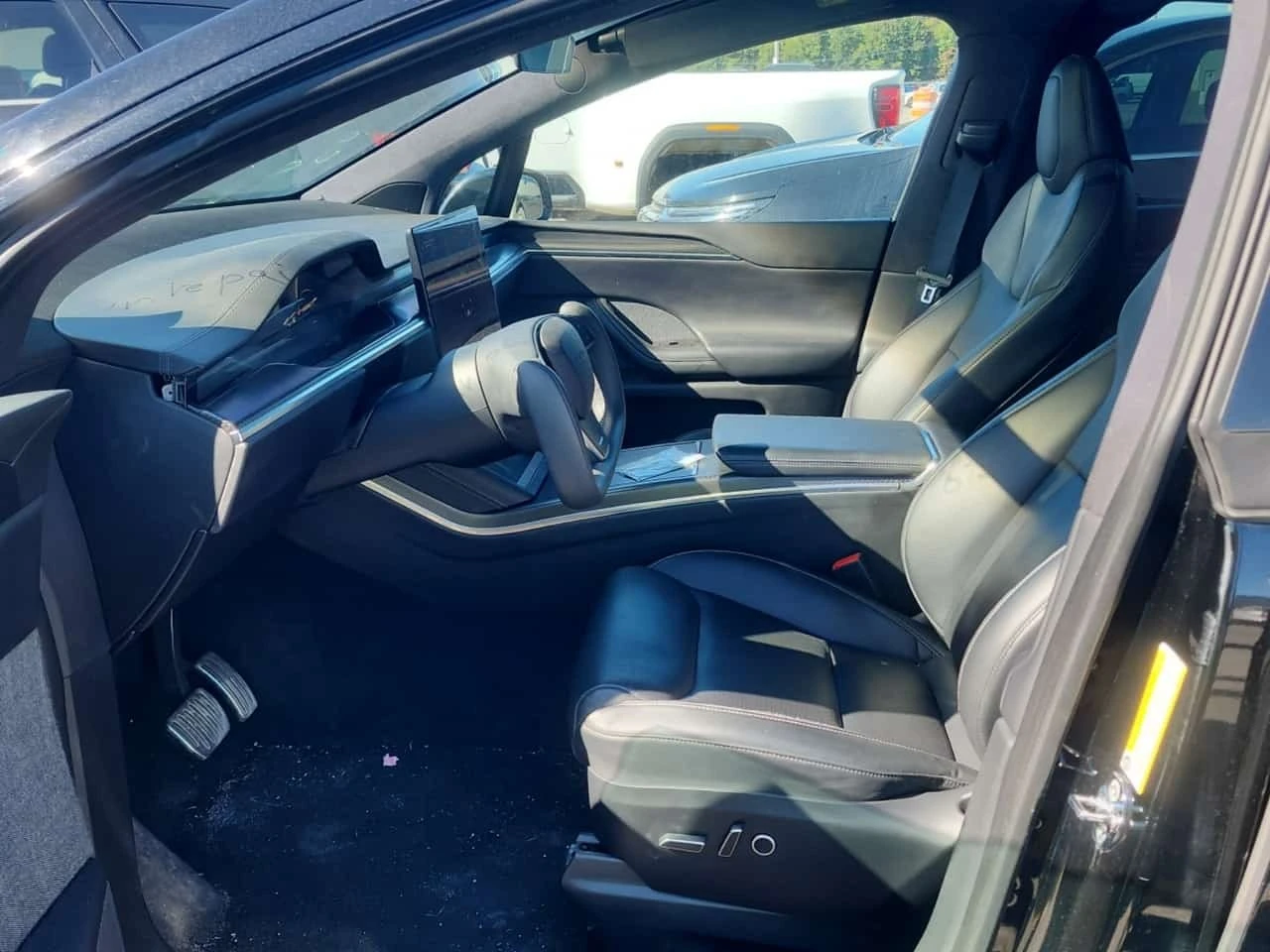 Tesla Model X  PLAID| PANO| HEATPUMP| , снимка 5 - Автомобили и джипове - 56162115