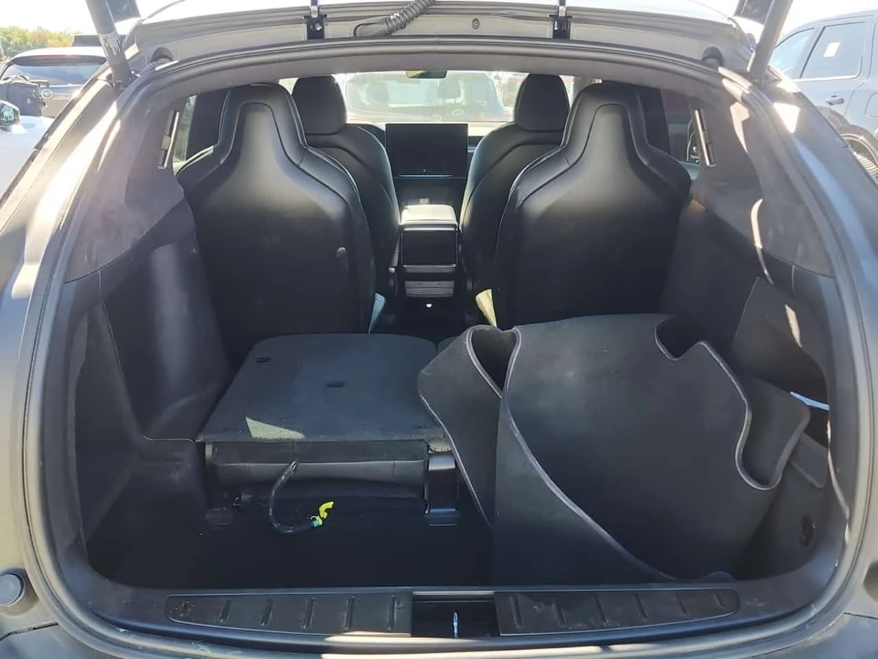 Tesla Model X  PLAID| PANO| HEATPUMP| , снимка 14 - Автомобили и джипове - 56162115