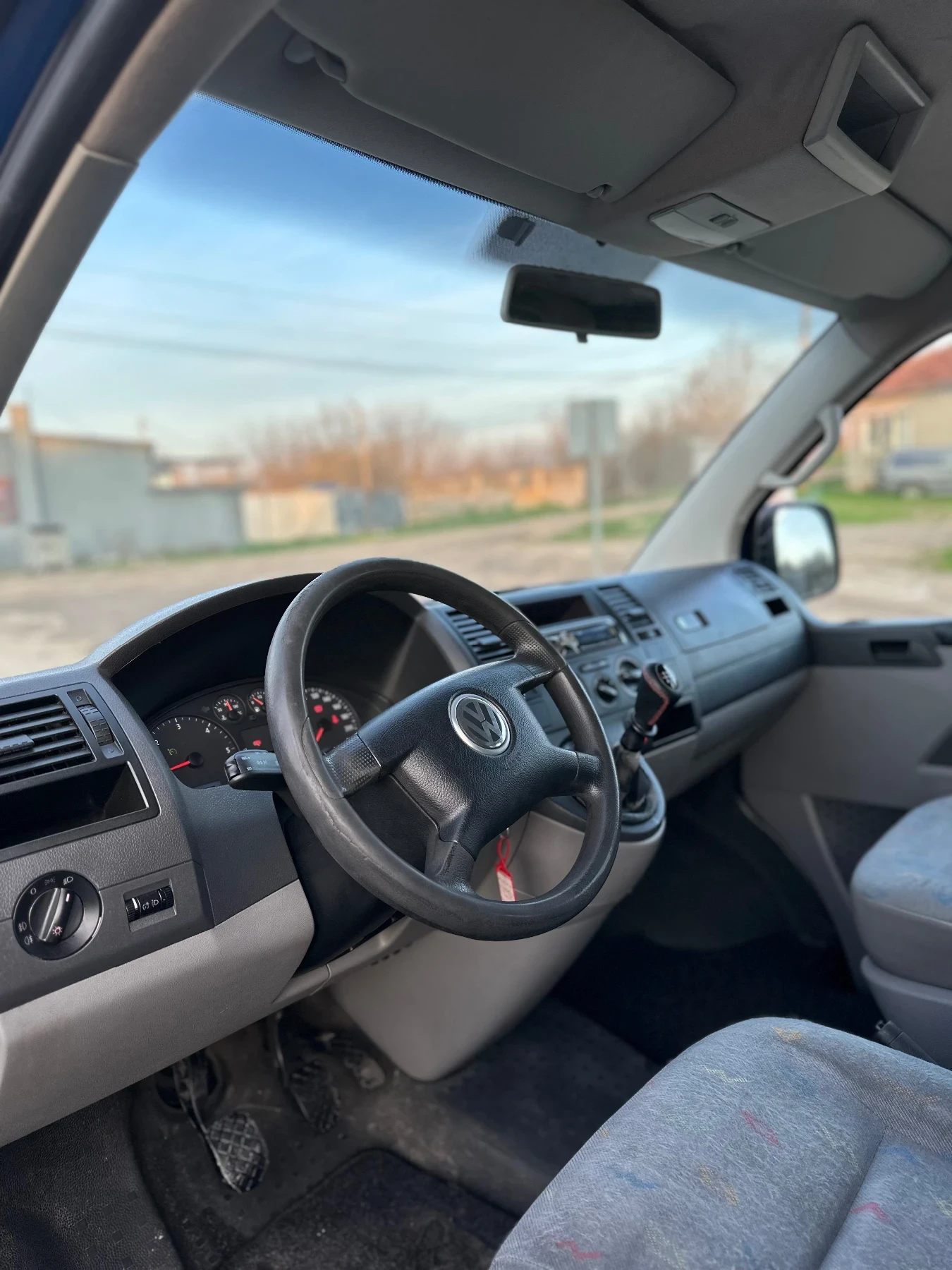 VW T5 Внос от Холандия, снимка 6 - Бусове и автобуси - 54092298