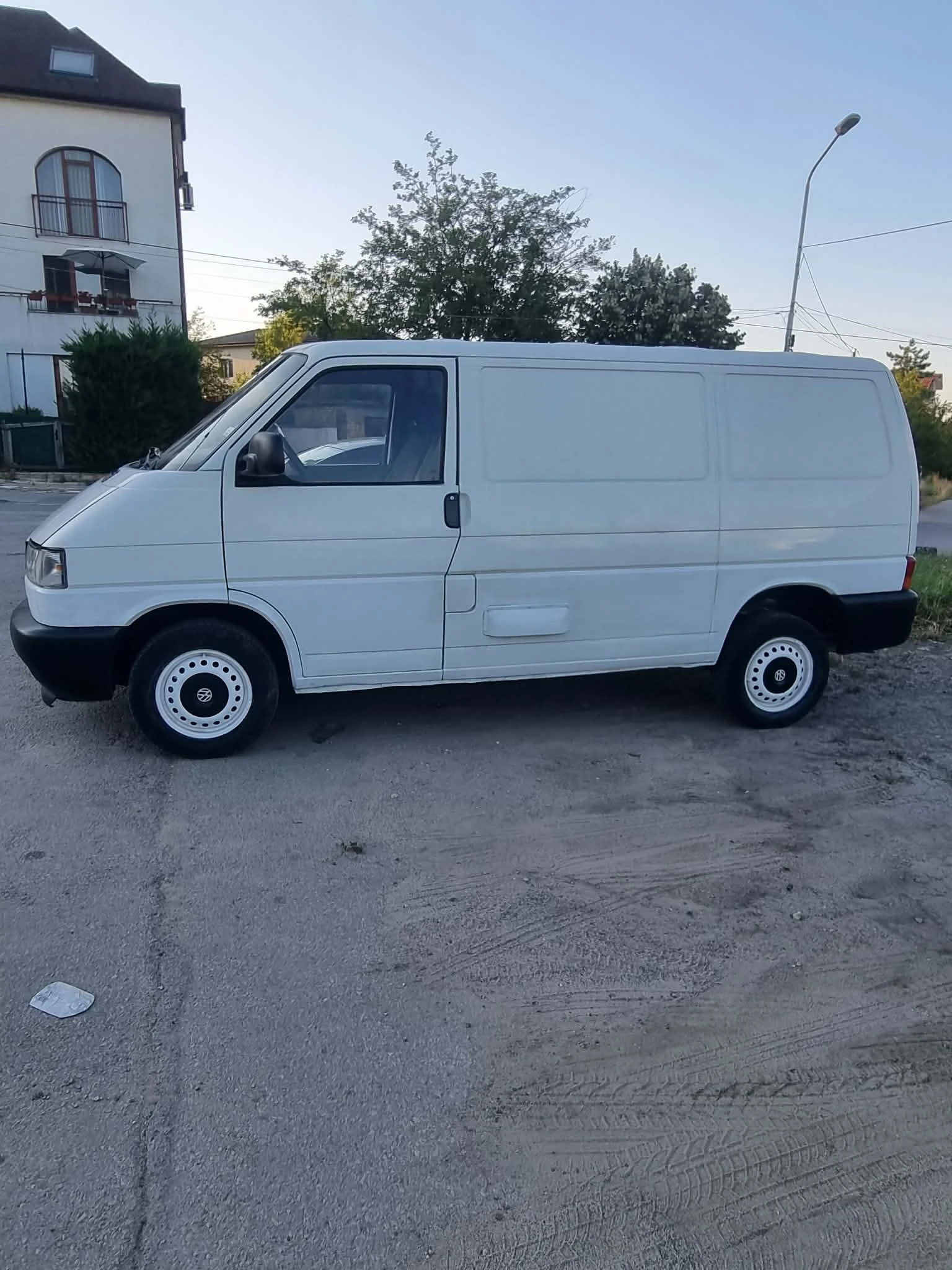 VW T4, снимка 5 - Бусове и автобуси - 55618258
