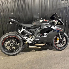 Ducati Panigale * v2* CARFAX * БЕЗ ПЪРВОНАЧАЛНА ВНОСКА, снимка 3