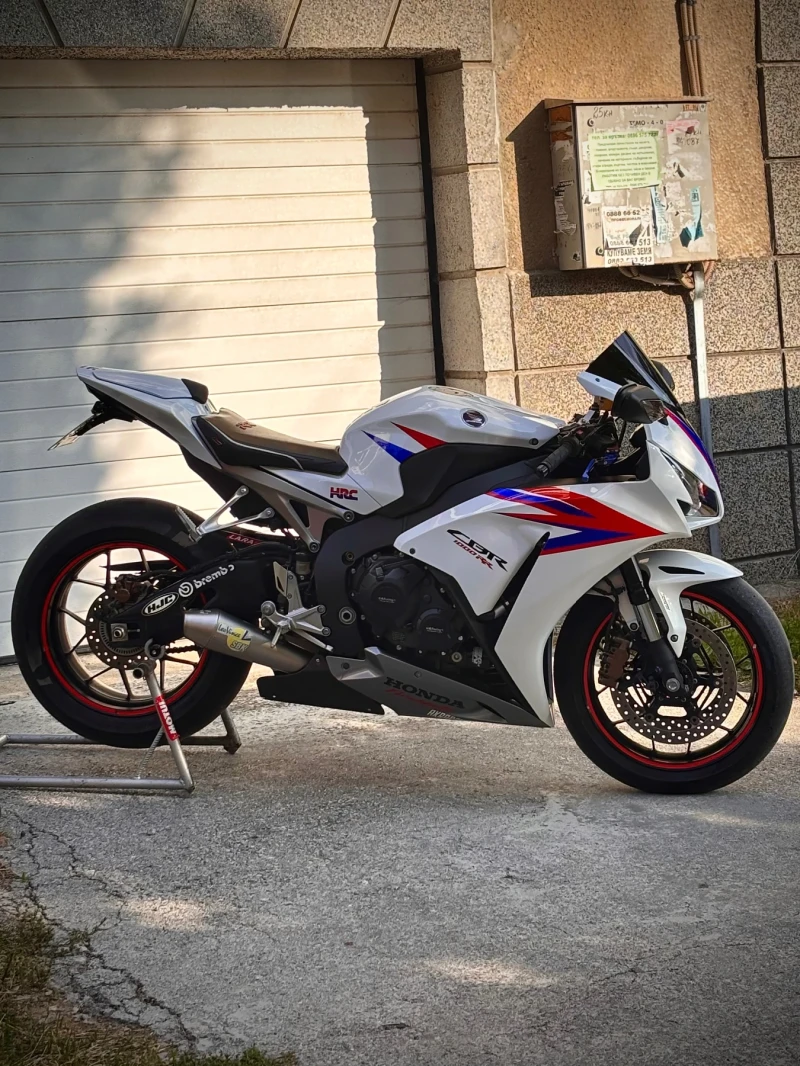 Honda Cbr Cbr1000rr ABS, снимка 2 - Мотоциклети и мототехника - 51914809