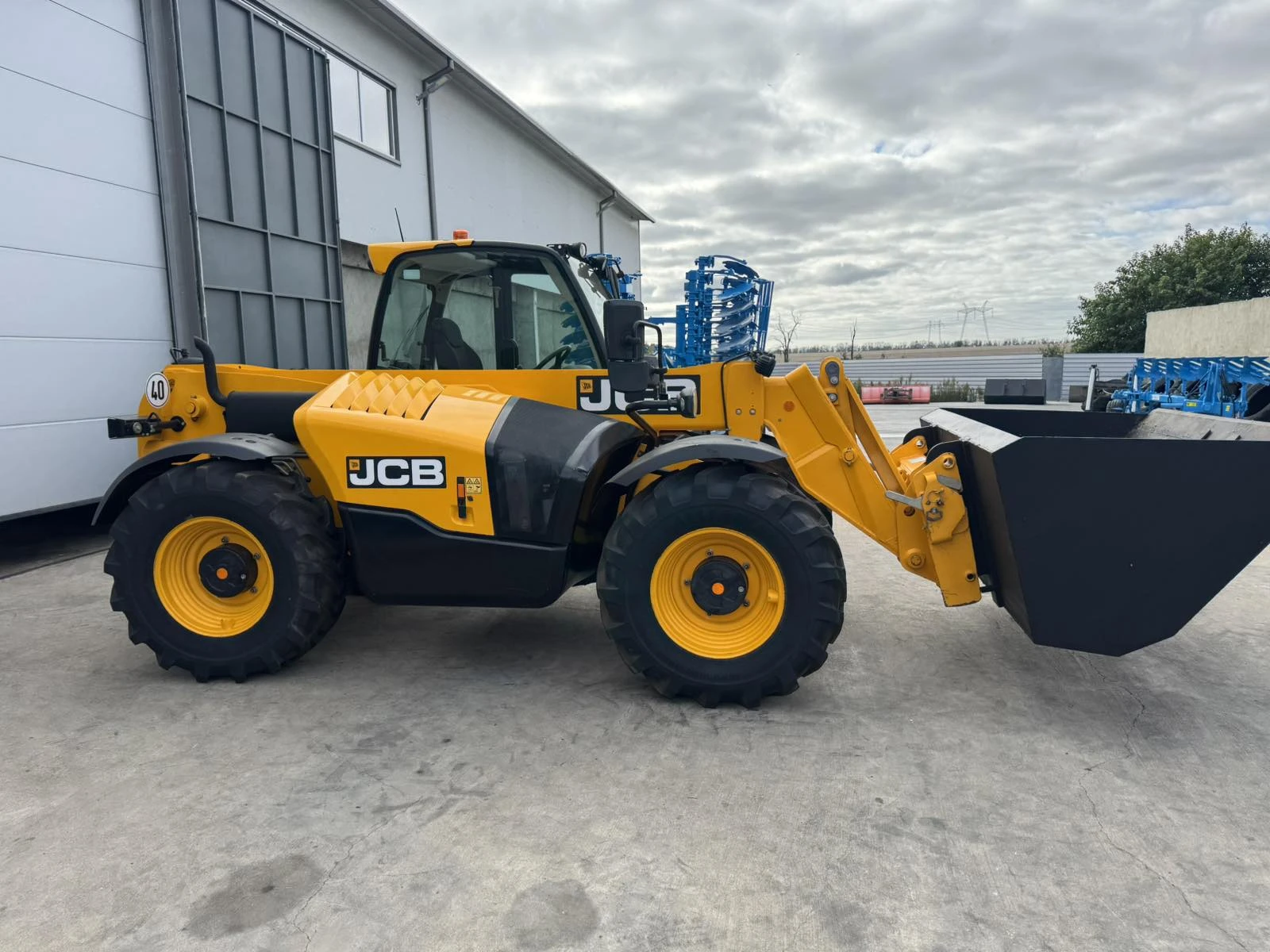 Телескопичен товарач JCB 531-70 agri - лизинг - изображение 7