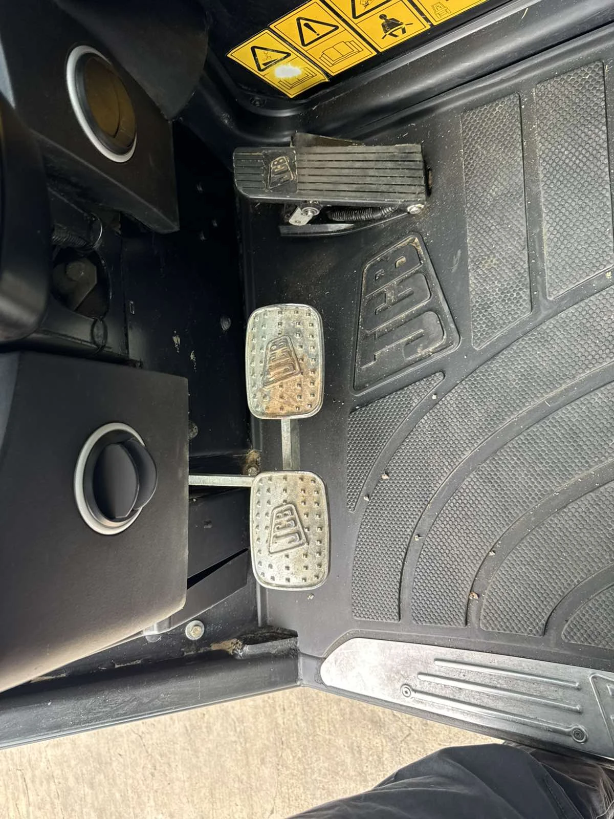   JCB 531-70 agri -  | Mobile.bg   13