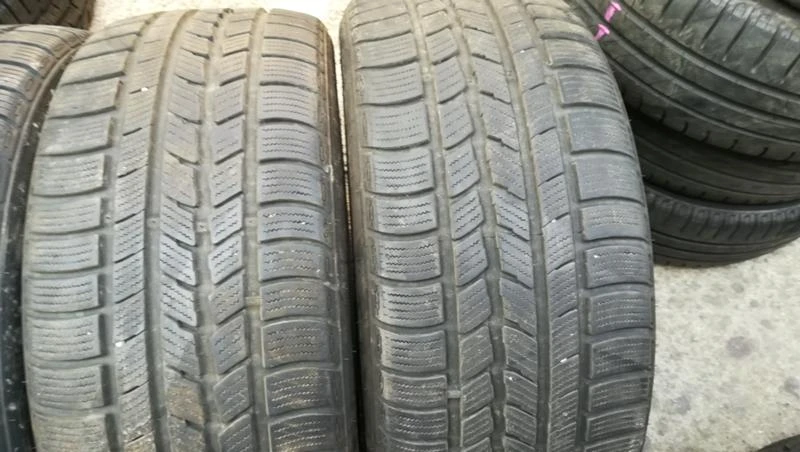 Гуми Зимни 225/45R17, снимка 4 - Гуми и джанти - 26741133