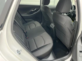 Hyundai I30 1.6 автомат, снимка 9