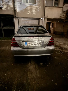Mercedes-Benz E 500, снимка 6