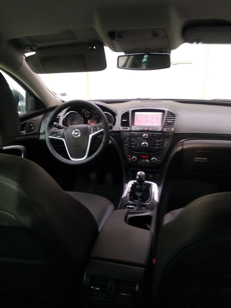 Opel Insignia 2.0, Navigation, снимка 14 - Автомобили и джипове - 44078273
