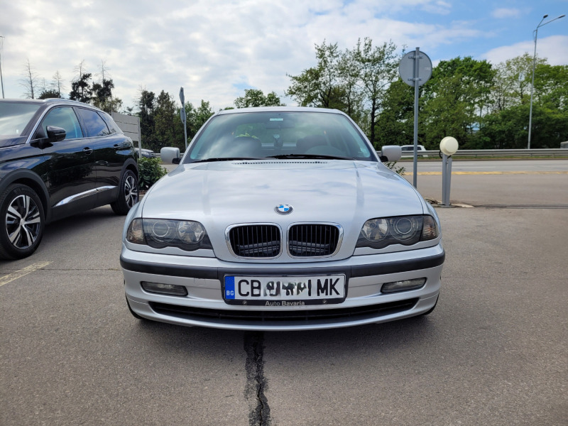 BMW 320, снимка 9 - Автомобили и джипове - 45799296