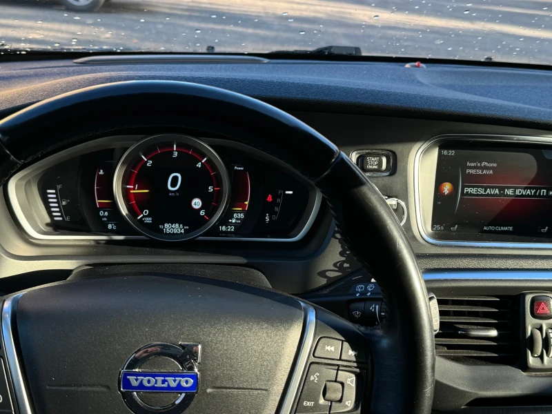 Volvo V40, снимка 12 - Автомобили и джипове - 47914259