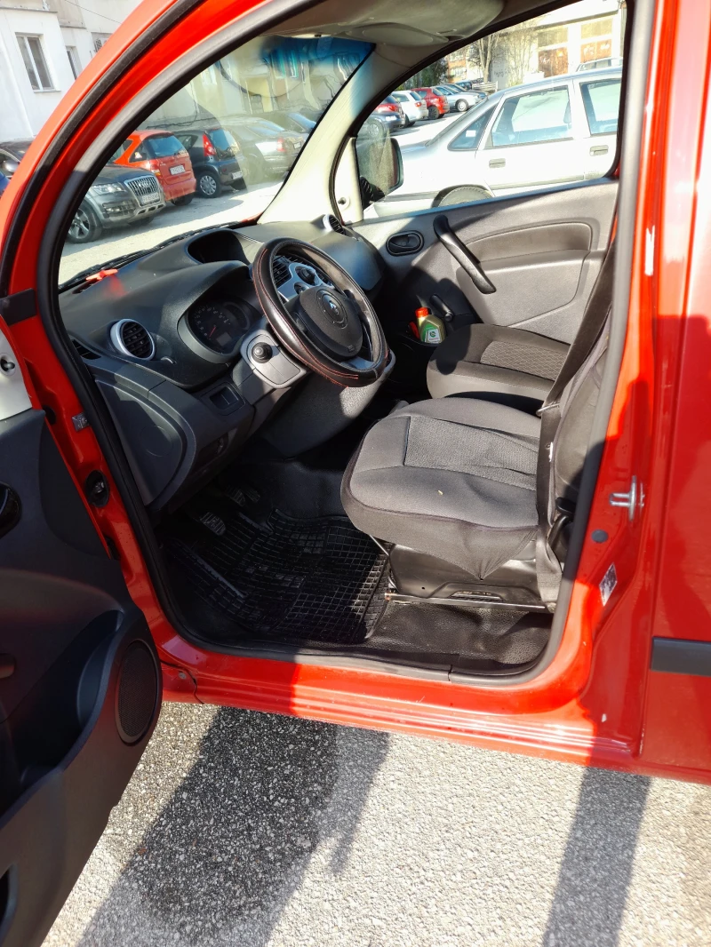 Renault Kangoo, снимка 7 - Автомобили и джипове - 48485937