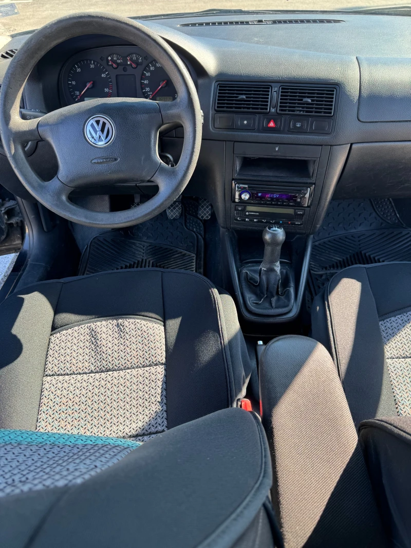 VW Golf 1.9 TDI, снимка 5 - Автомобили и джипове - 49576067