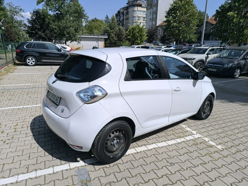 Renault Zoe СОБСТВЕНА БАТЕРИЯ, снимка 4 - Автомобили и джипове - 51594213