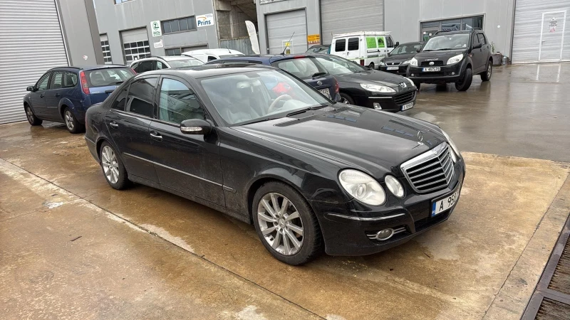 Mercedes-Benz E 320 3.2