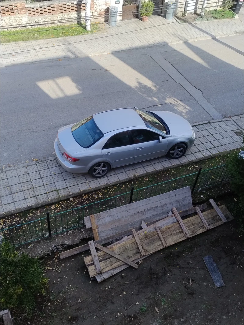 Mazda 6 2, 3 газ . Автоматик, снимка 7 - Автомобили и джипове - 52490620