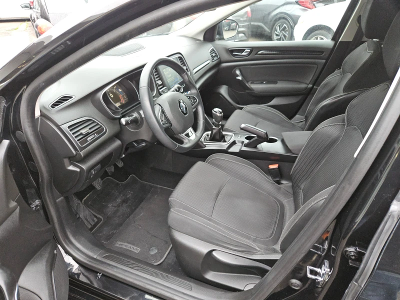 Renault Megane 1.5DCI/SPORTER/BLACK FRIDAY/6ск/LED/ACC/БЛУТУТ/EU6, снимка 9 - Автомобили и джипове - 52575661